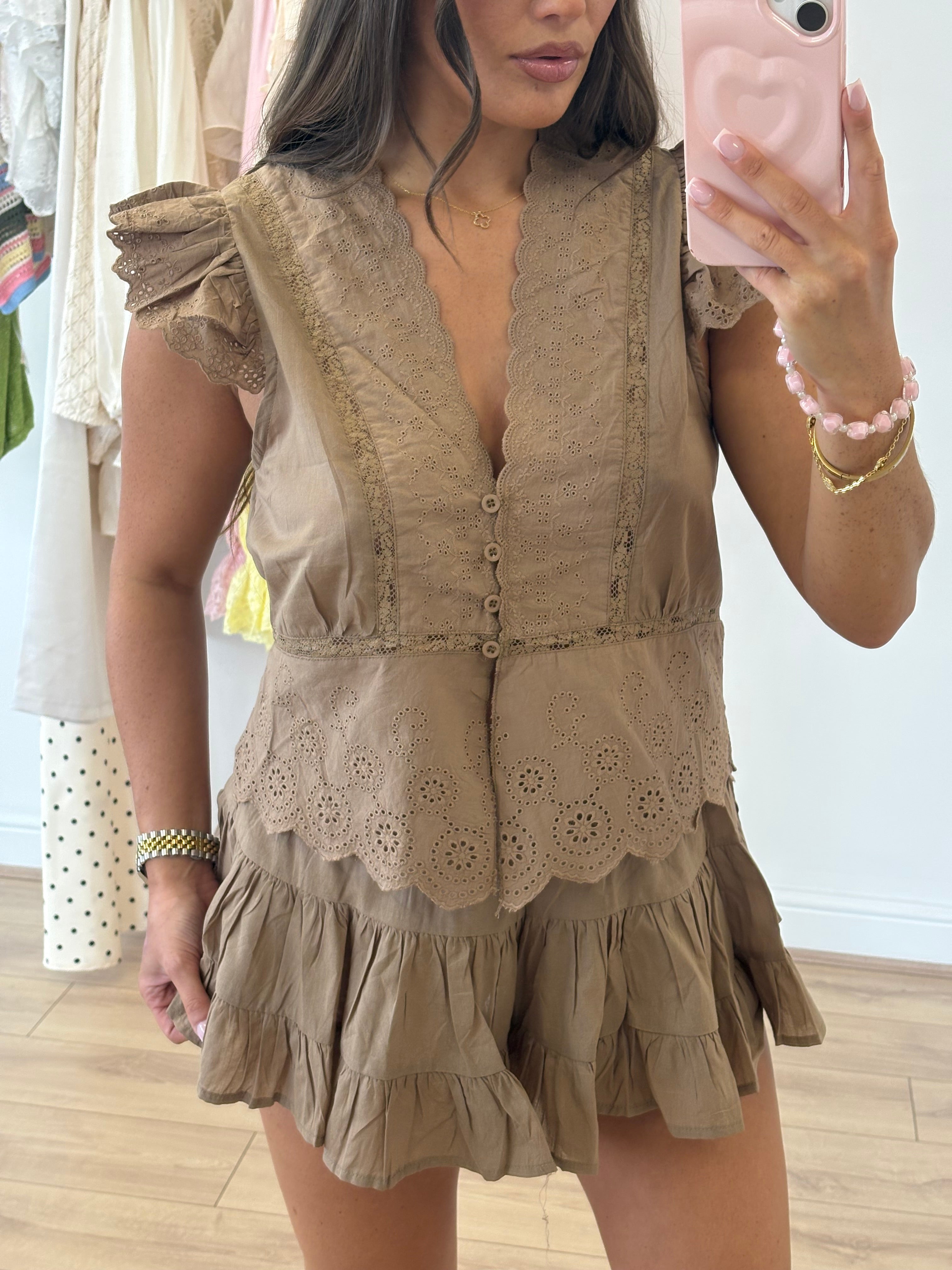 HARLOW Embroided Lace Top & Skort Co-Ord In Latte