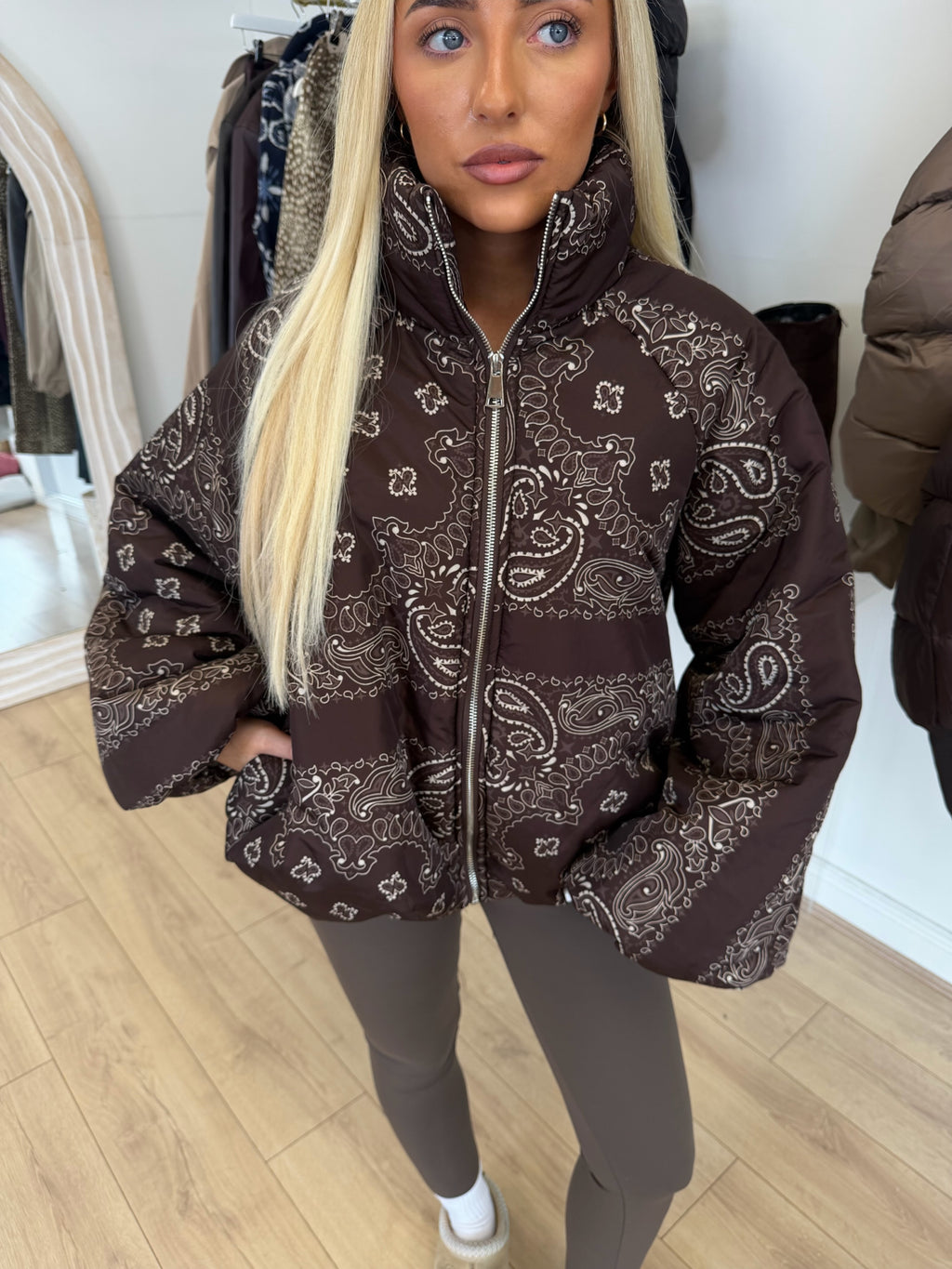 INDIE Paisley Puffer Oversized Jacket In Chocolate