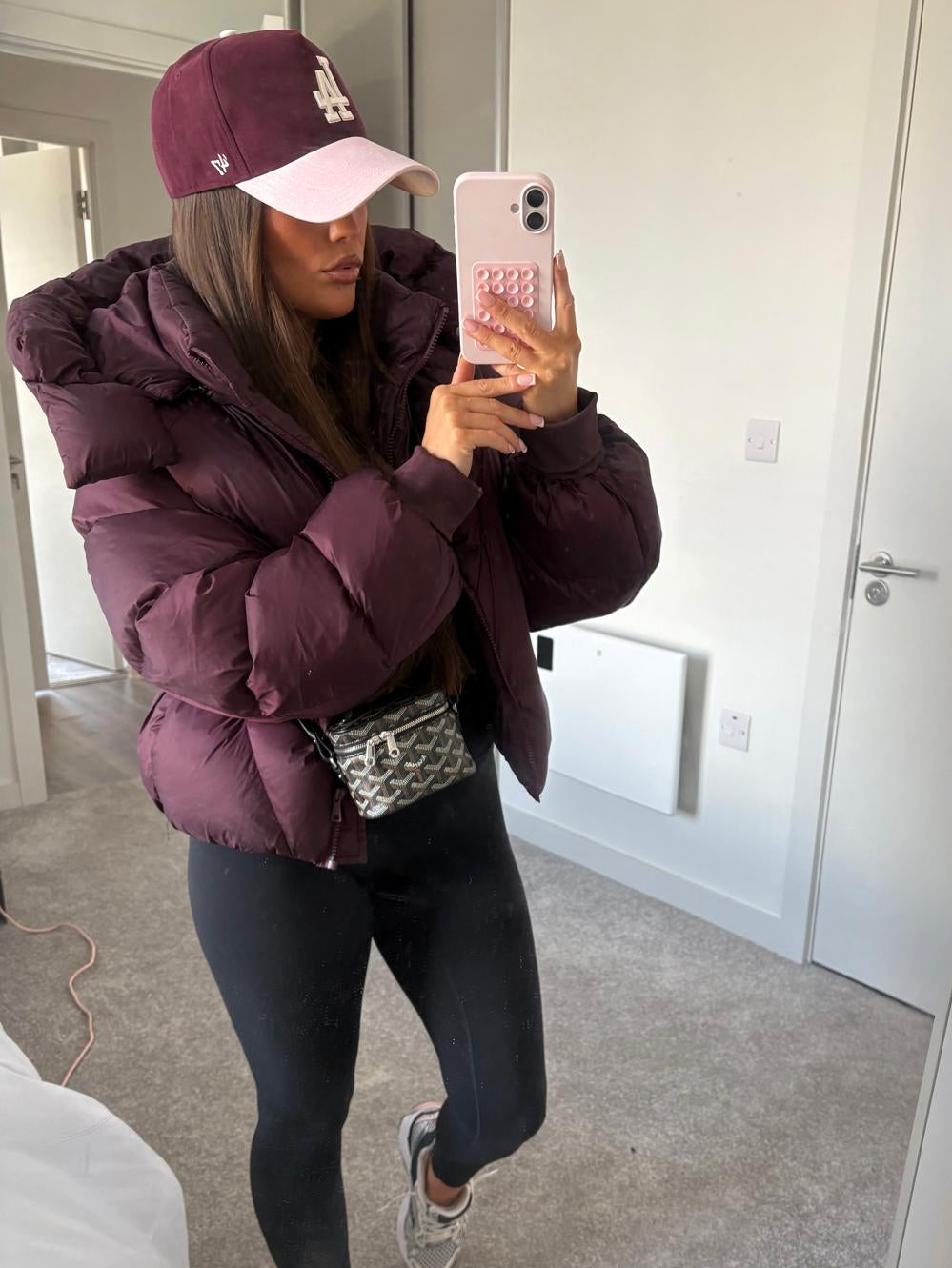 NAOMI Oversized Long Sleeved Puffer Jacket In Burgundy