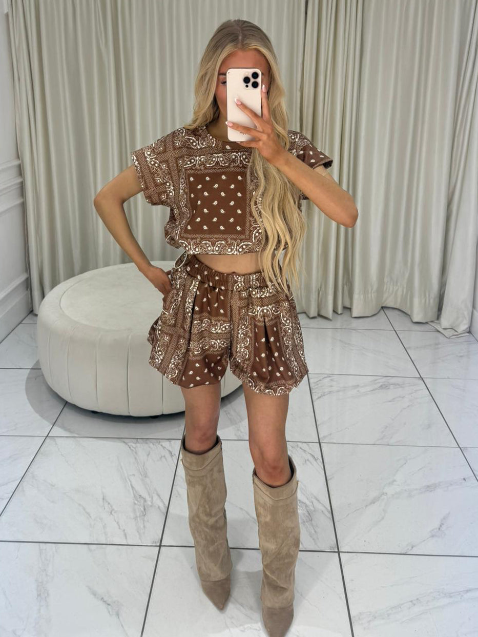 PAISLEY Short Sleeve T Shirt & Shorts Co-Ord In Chocolate